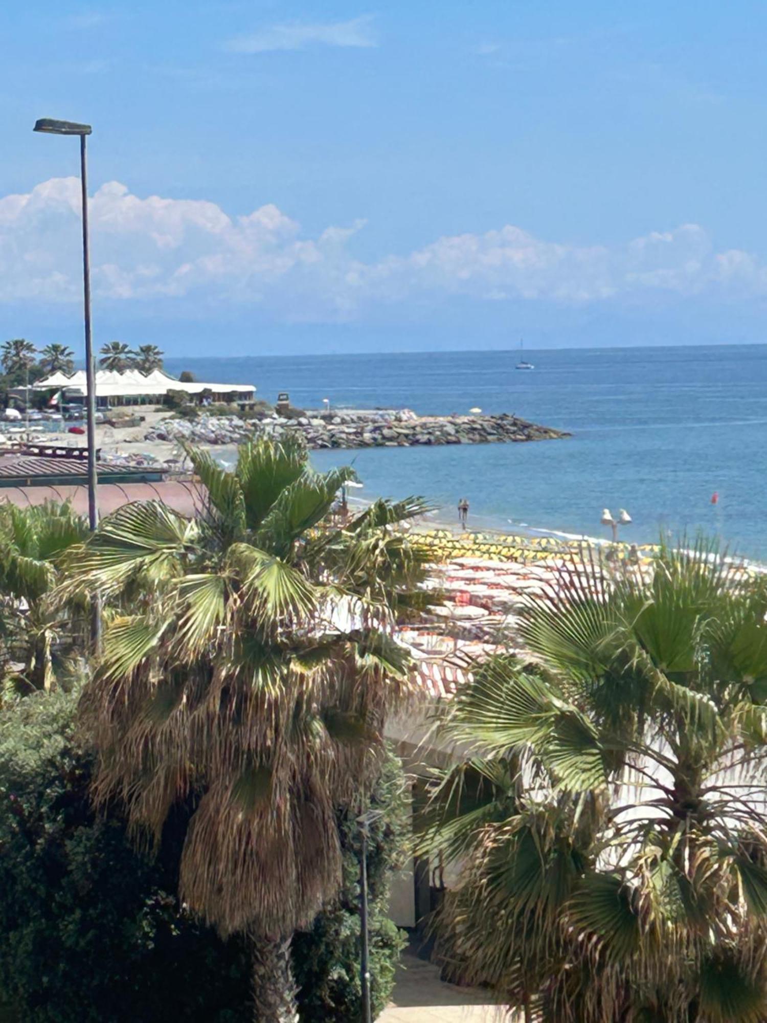 Vista Mare Savona Διαμέρισμα Εξωτερικό φωτογραφία